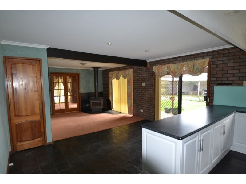 16 Cromwell Street, Perth TAS 7300