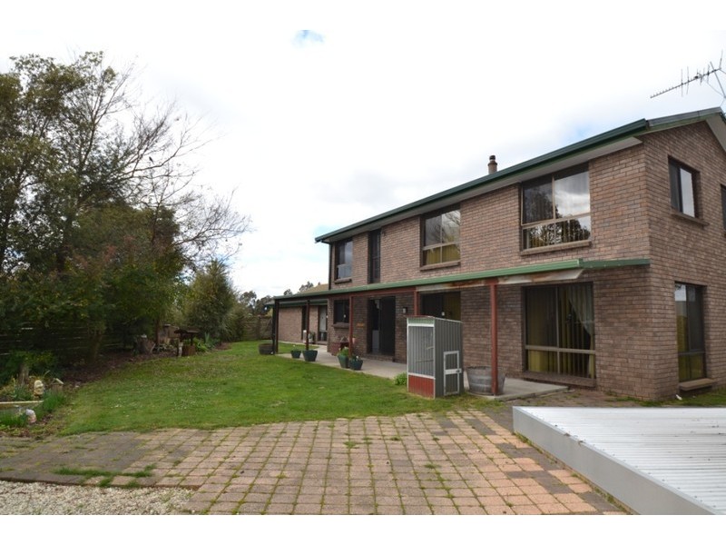 16 Cromwell Street, Perth TAS 7300
