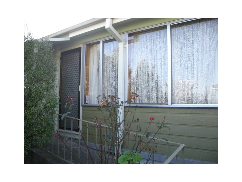 4/11A Cook Crescent, Mayfield TAS 7248