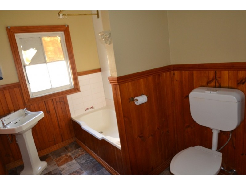16 Moore Street, Invermay TAS 7248