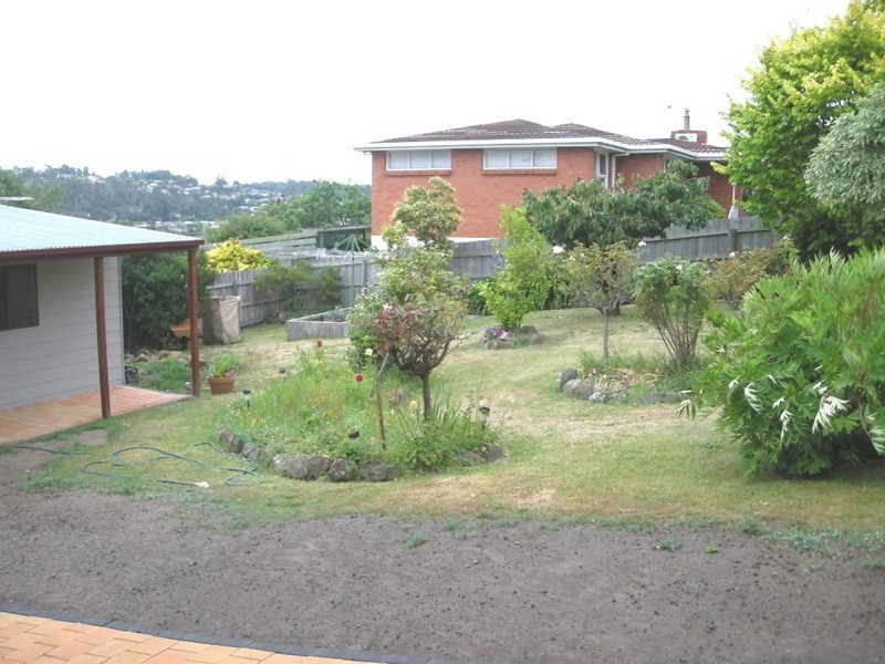 27 Woolven Street, Youngtown TAS 7249