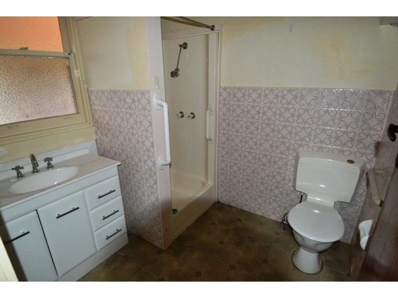 14 Birdwood Street, Mowbray TAS 7248