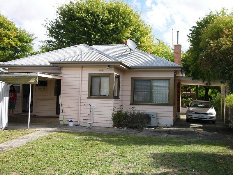 14 Birdwood Street, Mowbray TAS 7248