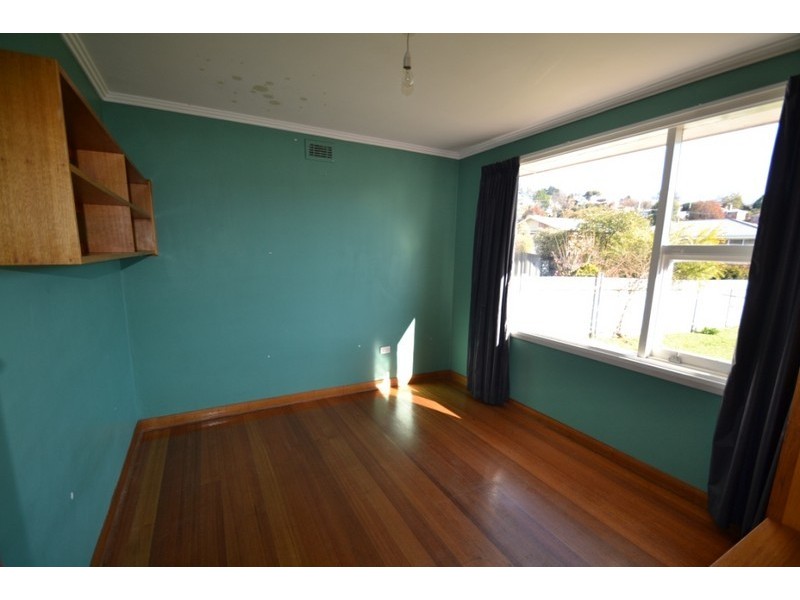 12 Malunga Street, Kings Meadows TAS 7249