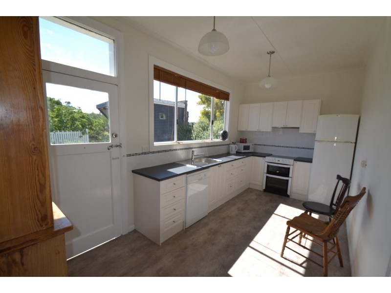 16 Oswald Street, Invermay TAS 7248