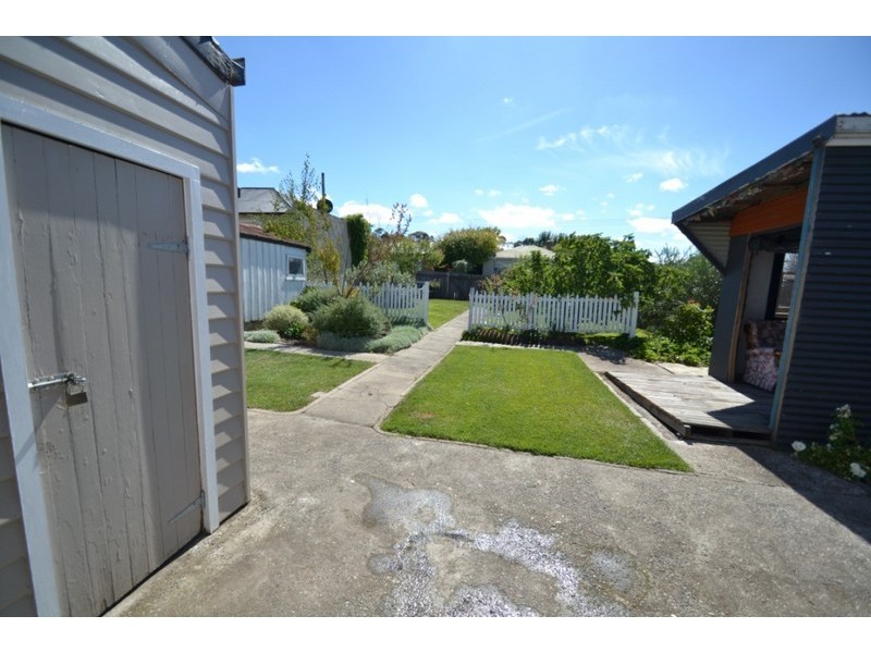 16 Oswald Street, Invermay TAS 7248