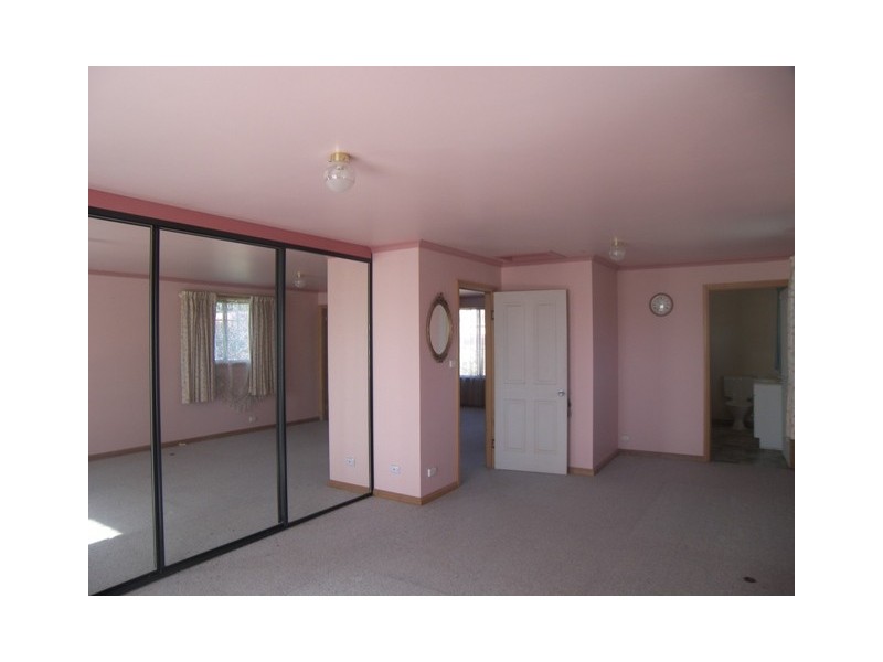 27 Ryton Street, Kings Meadows TAS 7249