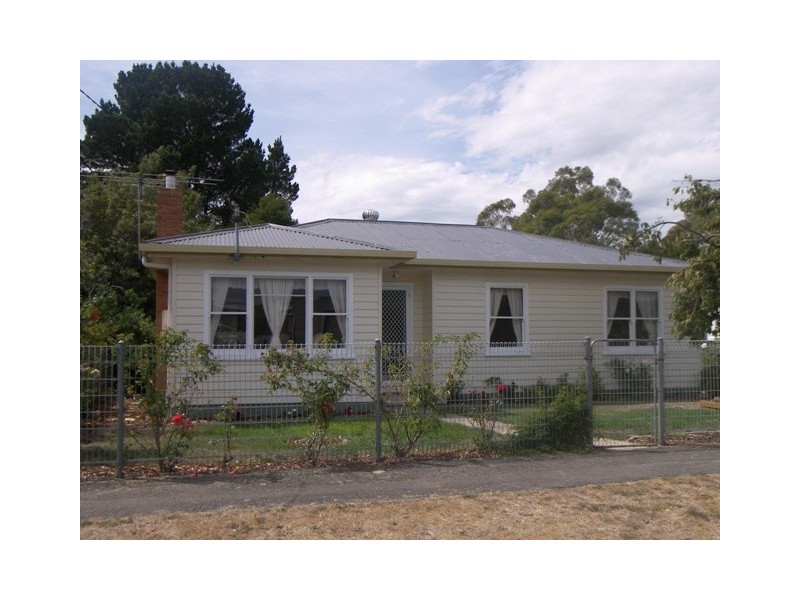 11 Medina Street, Youngtown TAS 7249