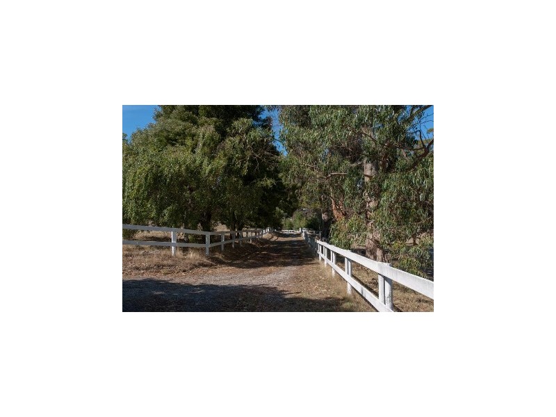 32 Fowlers Road, Lilydale TAS 7268