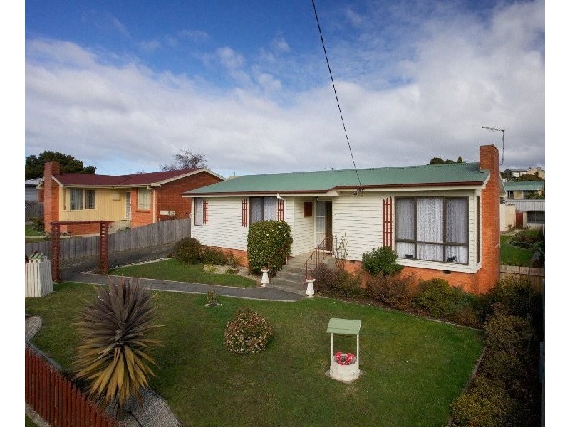 8 Trethewie Street, Ravenswood TAS 7250