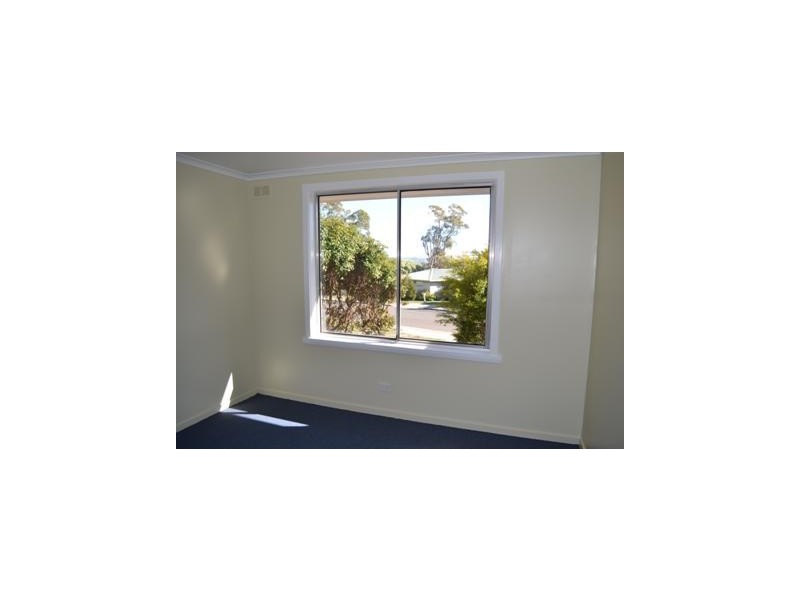 8 Amundsen Street, Ravenswood TAS 7250