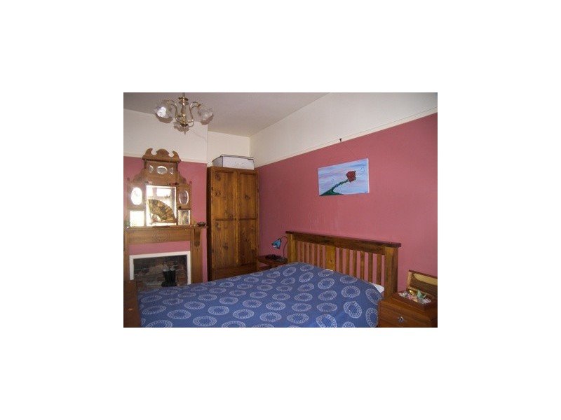 9 Donald Street, Invermay TAS 7248