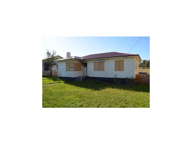 28 Treherne Street, Mayfield TAS 7248