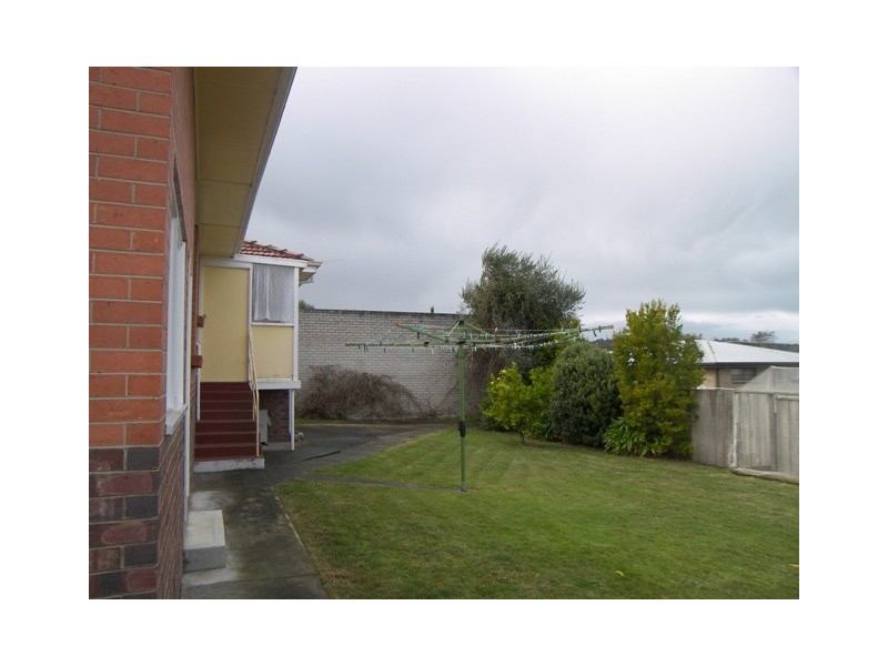 16 Arnold Street, Newnham TAS 7248