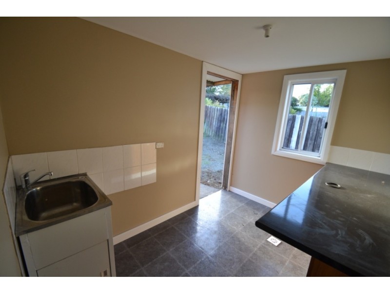 37 Mackay Street, Newnham TAS 7248