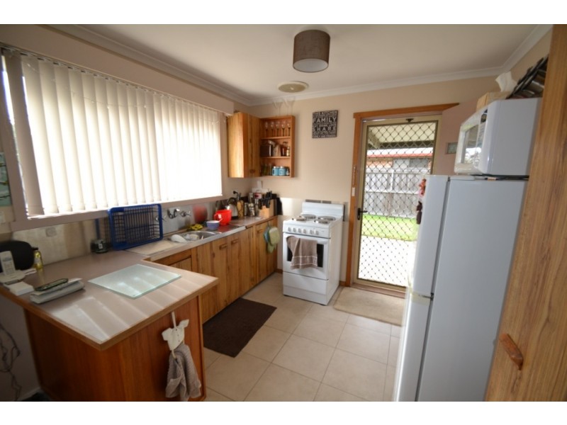 2/11 Drysdale Court, Newnham TAS 7248