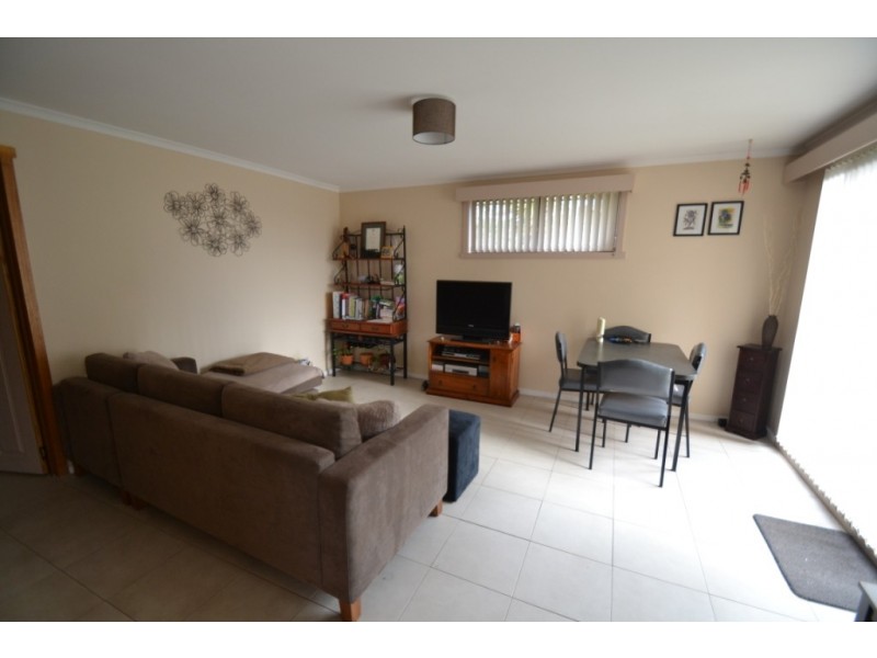 2/11 Drysdale Court, Newnham TAS 7248