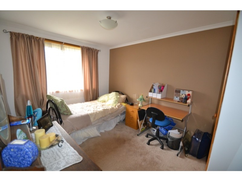 2/11 Drysdale Court, Newnham TAS 7248