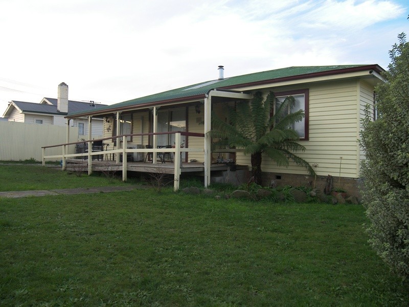 4 Treherne Street, Mayfield TAS 7248