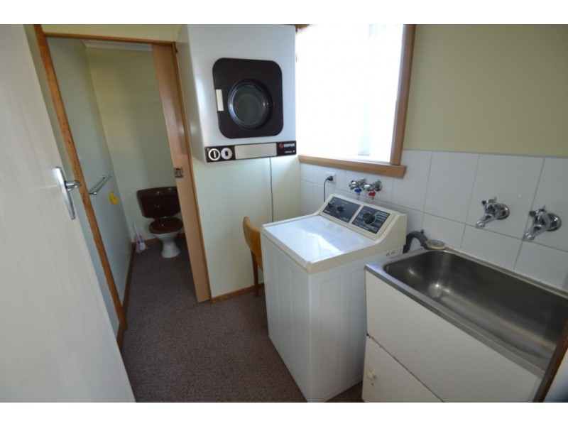 16 Arnold Street, Newnham TAS 7248