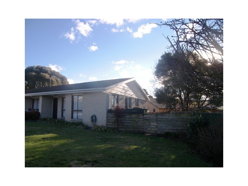 1/16 Currawong Place, Riverside TAS 7250