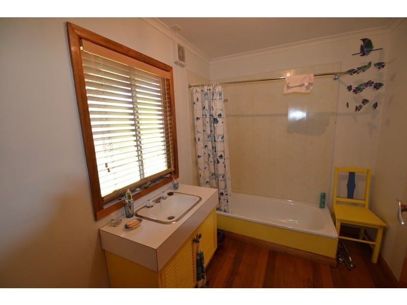 18 Davies Street, Weymouth TAS 7252