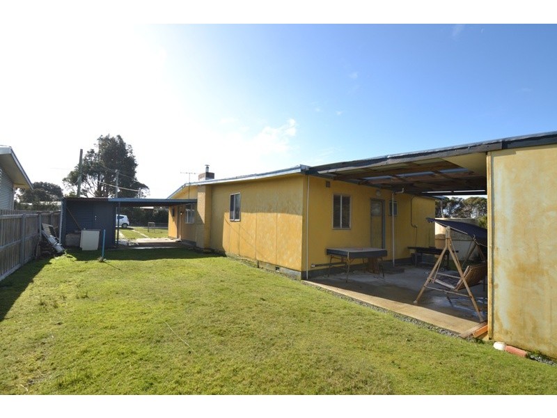 18 Davies Street, Weymouth TAS 7252