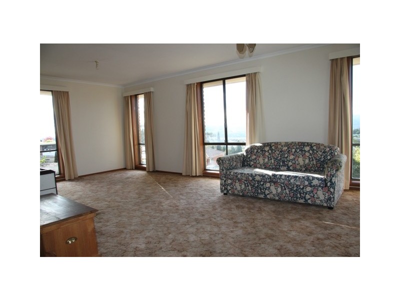 38 New World Avenue, Trevallyn TAS 7250