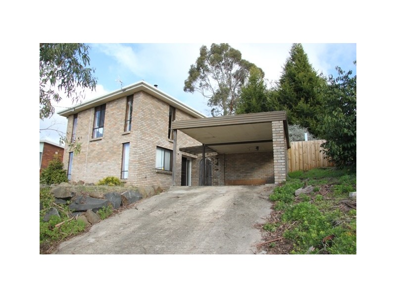 38 New World Avenue, Trevallyn TAS 7250