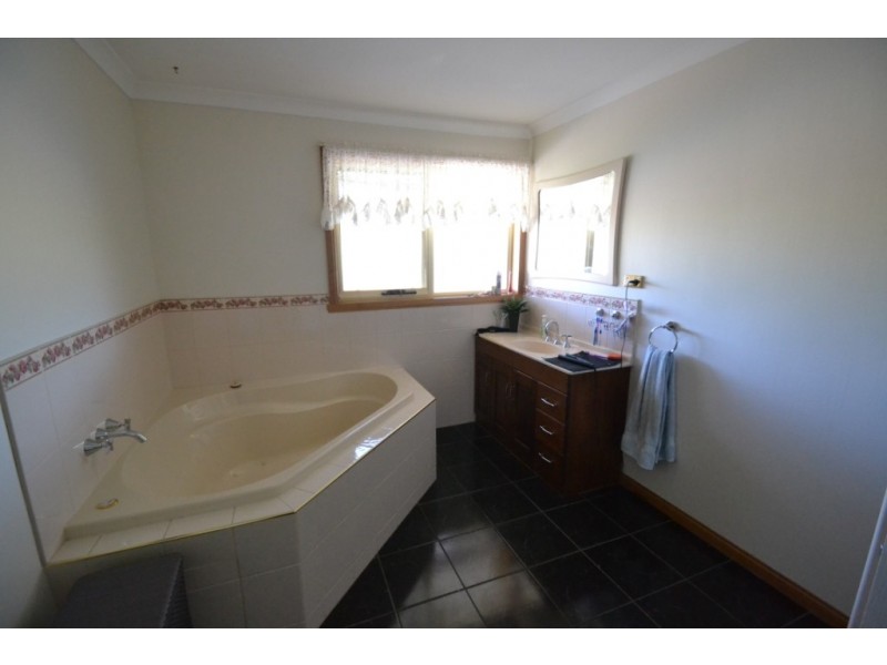 50 Gerzalia Drive, George Town TAS 7253