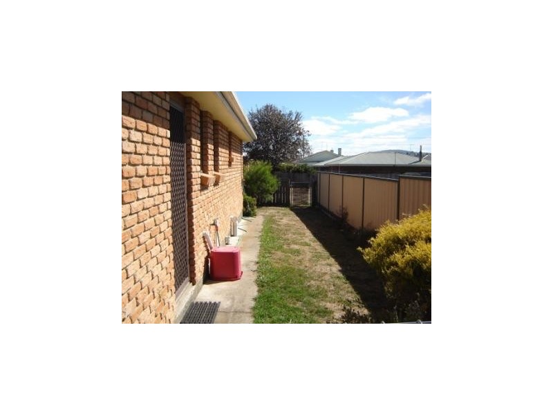4/22 Haig Street, Mowbray TAS 7248