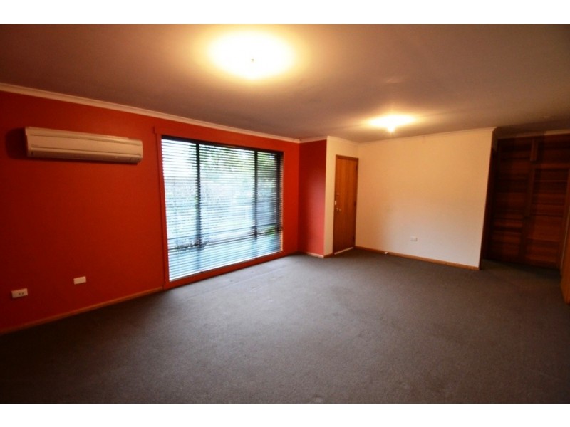 2/16 Station Road, St Leonards TAS 7250