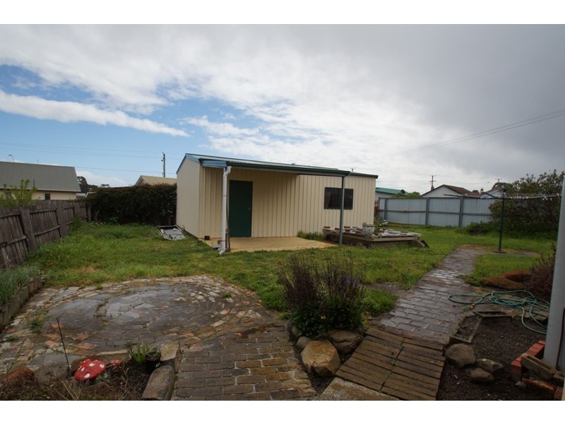 31 Hargrave Crescent, Mayfield TAS 7248