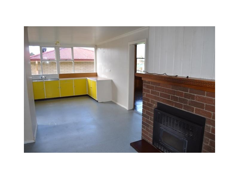 27 Beefeater Street, Deloraine TAS 7304