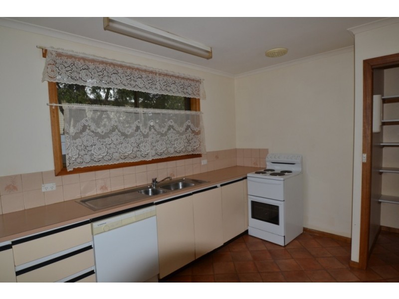 1/16 Station Road, St Leonards TAS 7250