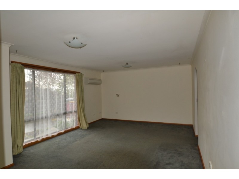 1/16 Station Road, St Leonards TAS 7250