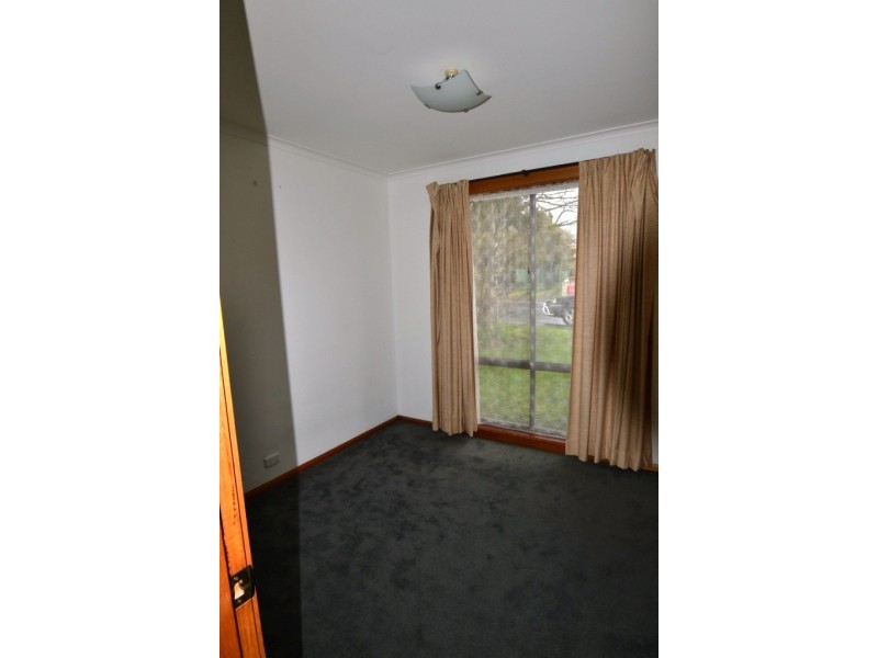1/16 Station Road, St Leonards TAS 7250
