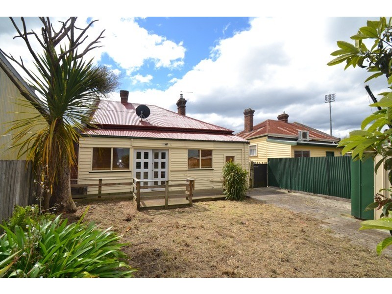 11 Russell Street, Invermay TAS 7248