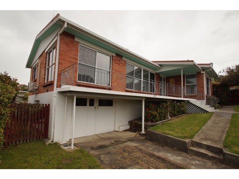 17 Malunga Street, Kings Meadows TAS 7249