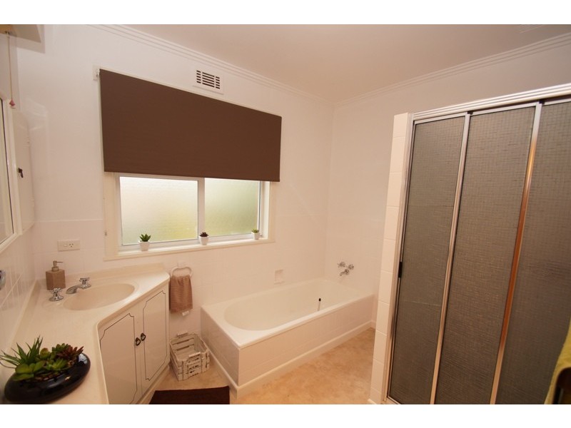 17 Malunga Street, Kings Meadows TAS 7249