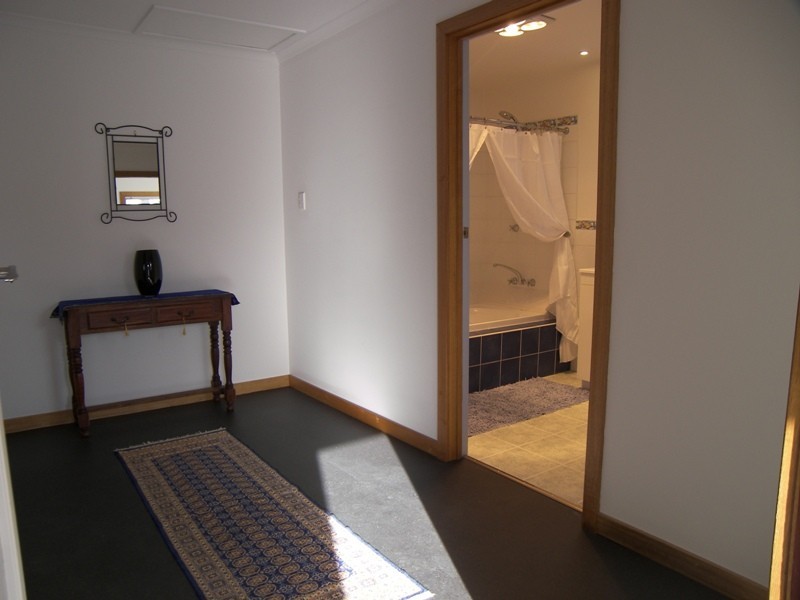 6 Irvine Street, Invermay TAS 7248