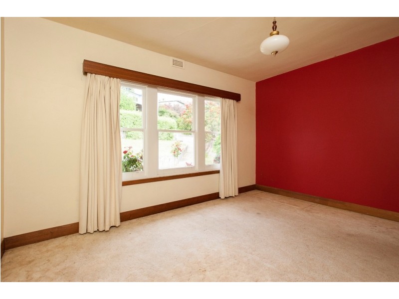 51 Salisbury Crescent, West Launceston TAS 7250