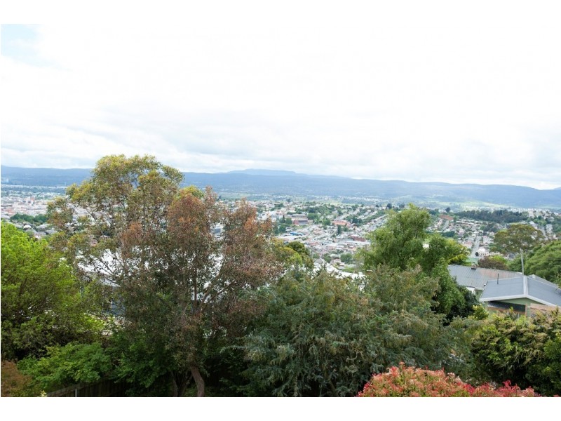 51 Salisbury Crescent, West Launceston TAS 7250