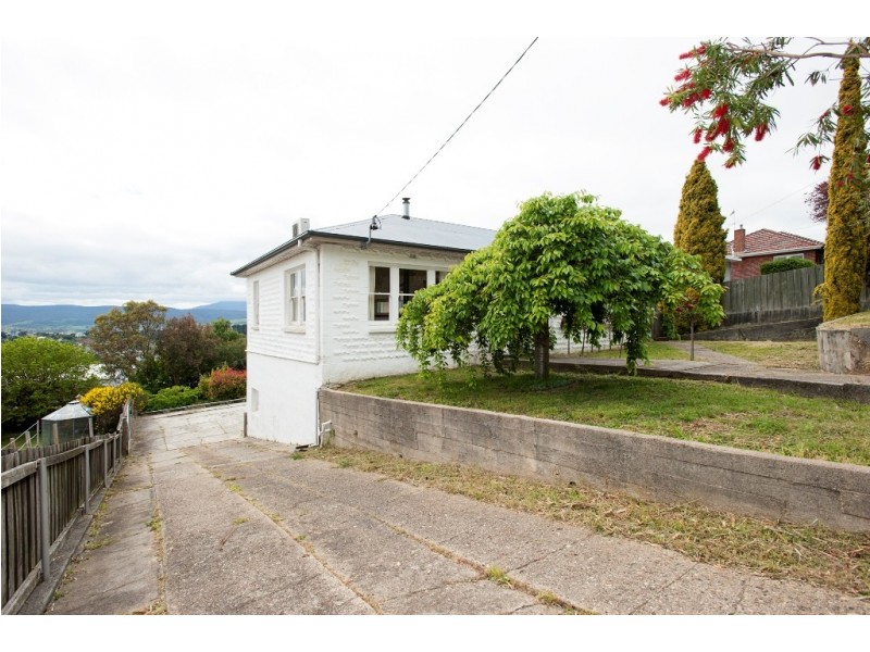 51 Salisbury Crescent, West Launceston TAS 7250