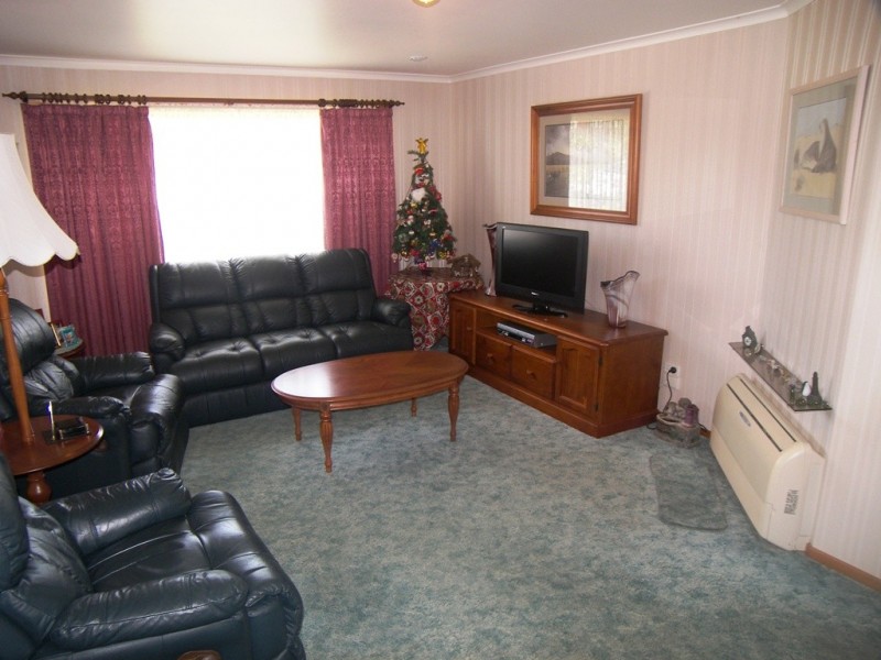 7 Rondora Court, Newnham TAS 7248