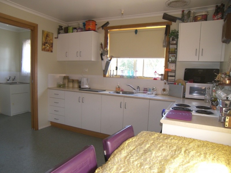 15 Pioneer Parade, Ravenswood TAS 7250