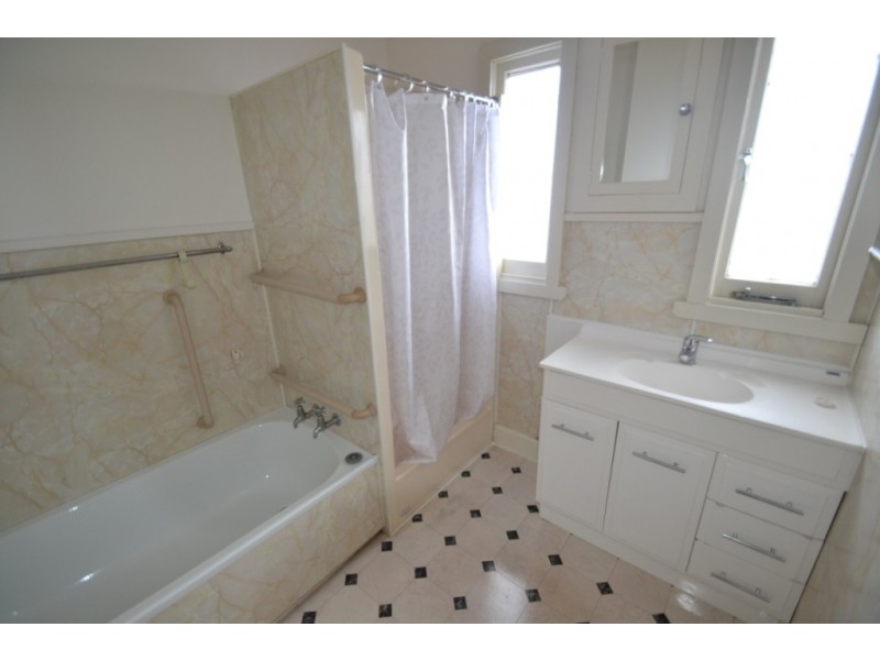 128 Vermont Rod, Mowbray TAS 7248