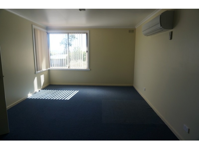 8 Amundsen Street, Ravenswood TAS 7250