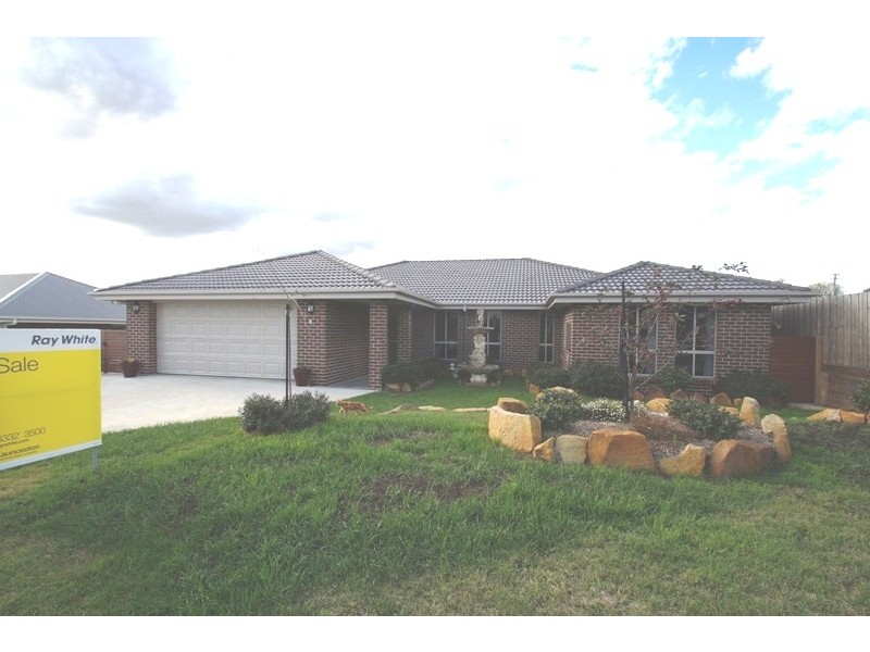 8 Sapphire Court, Perth TAS 7300