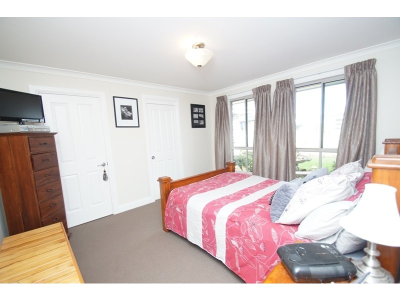 8 Sapphire Court, Perth TAS 7300